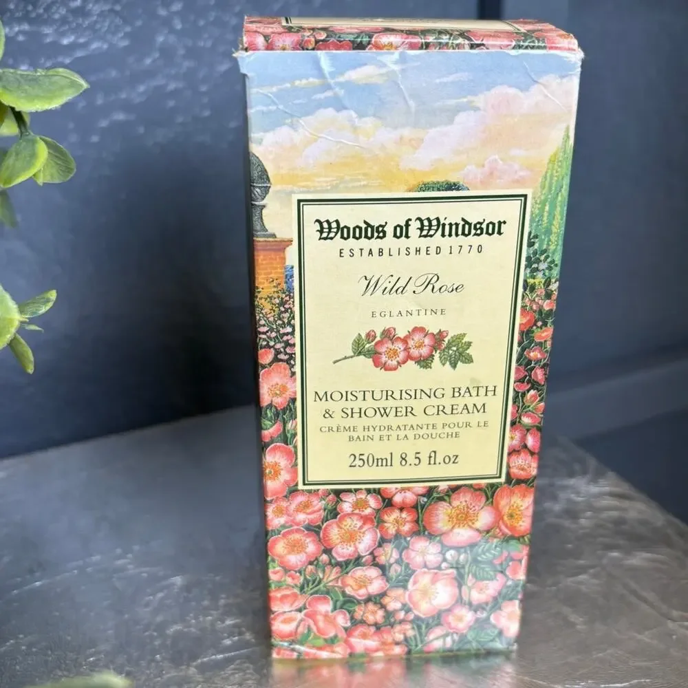 Woods of Windsor Vintage Wild Rose Moisturising Bath Shower Cream 250 ml 8.5 oz